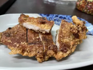 【臺北中正美食】佳味排骨麵，超有誠意的厚實排骨，生辣椒超精彩不可不試，臺大醫學院旁的美味老店，善導寺站走路7分鐘