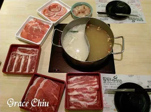 星野肉肉鍋(新光三越站前店)～環境舒適的鍋物店，食材好，用餐心情也好(此分店已結束營業)