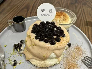 【臺中東海美食推薦】樂丘廚房｜珍珠奶茶舒芙蕾 (網美人氣餐廳、東海下午茶、鄰近東海夜市/商圈)