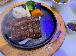 [外食日記-外食篇]苗栗｜竹南｜史堤克牛排｜下班就要吃肉肉，大空間適合親子用餐 | PopDaily 波波黛莉