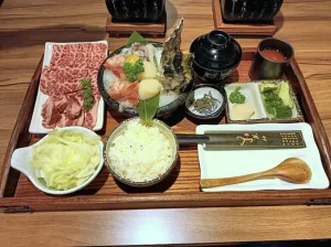 樹林美食|阿彤北和牛海鮮燒肉樹林直營店，牛肉、豬肉都軟嫩多汁、海鮮鮮甜無比!