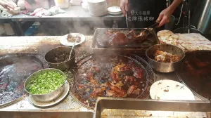 【老牌張豬腳】延三夜市在地的好滋味@@歷久不衰的美食