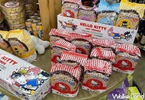 粉絲敲碗求售！阿舍食堂「海外限定版Hello kitty聯名乾麵」引發搶購風潮，臺灣粉絲表示：等不及了，快在臺灣出貨。