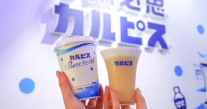 可爾必思開飲料店！北車南陽街「可爾必思快閃店」5款限定飲品開喝，清爽版「可爾必思奶泡特調(diào)」北車人路過就喝。