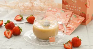 草莓控必買！知名奶茶大牌 MARIAGE MILKTEA 「甘王草莓奶茶來了」正式開賣。