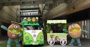 Zespri真的好吃！Zespri「金價(jià)活力早餐車」快閃美麗華百樂園，加碼送限量的「金喜任務(wù)箱」。