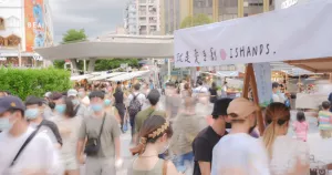 中山站逛市集！心中山週末市集「女子喫茶派對」限定登場，日式昭和甜點、老物復古特區超好逛。