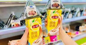 買咖啡送麵包！7-ELEVEN早餐「買拿鐵送麵包」隱藏版優惠，超過60款麵包、點心組合最低39元開吃。