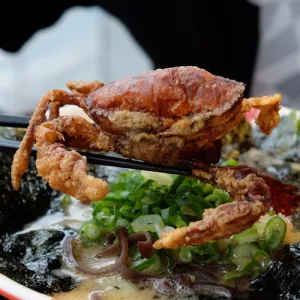 免費(fèi)請(qǐng)拉麵控吃冰！ラーメン凪(Nagi)豚骨拉麵信義店慶開幕，連續(xù)13天請(qǐng)拉麵控免費(fèi)吃霜淇淋。