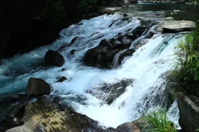 大羅蘭溪水圳步道