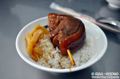 泉焢肉飯