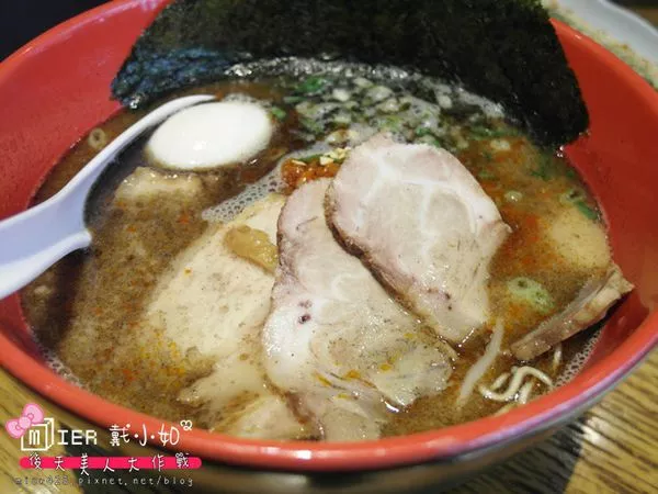 【食記】臺北美食 日本拉麵 博多一風堂拉麵 豚骨湯頭濃郁 麵條Q