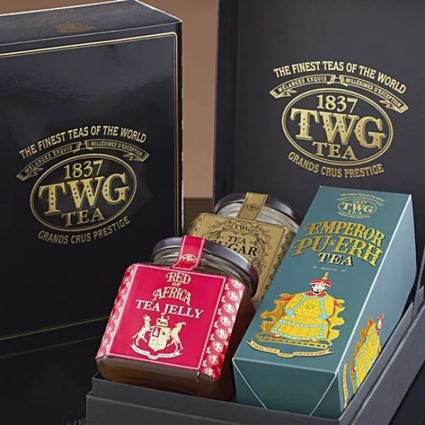 挑戰最有質感端午禮盒！TWG Tea推出頂級「帝王普洱」訂製禮盒，再加碼專屬「特製茶香果凍」一秒擄獲時尚控的心。