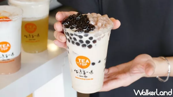 向所有醫護人員致敬！TEA TOP臺灣第一味推出醫護人員限定「飲料半價」優惠，再加碼全新「蔗香芝芝」搶攻春夏最清爽飲品。