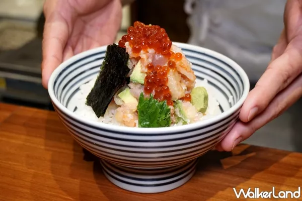 臺灣獨賣「酪梨海鮮丼」來了！酪梨控敲碗「酪梨海鮮丼」在日本橋海鮮丼辻半開賣，超奢華「翡套餐」讓酪梨控吃不停。