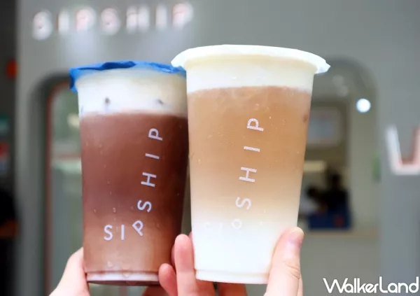 全新手搖杯買一送一！純白系手搖「SIPSHIP緒緒」開幕全品項買一送一，療癒系「小農(nóng)重乳拿鐵、甜橙雷夢汽泡」正式插旗大安站。