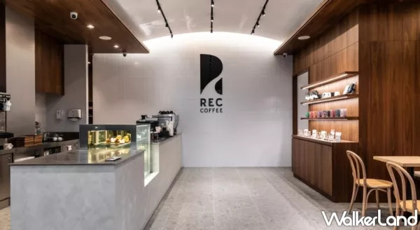 美到忘記喝咖啡！福岡冠軍咖啡REC COFFEE臺灣二號店正式登場，融合日式禪意與臺中在地人文、打造讓人捨不得離開的「回憶」咖啡館。