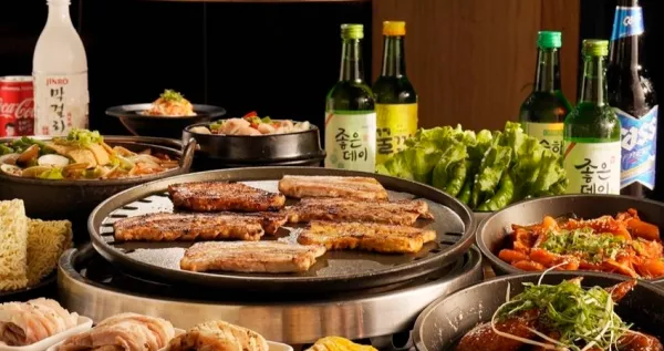 一人份八色烤肉！首間新型態「八色烤肉mini」插旗臺北101美食街，220元「一人韓式烤肉」信義區上班族午餐就衝這。