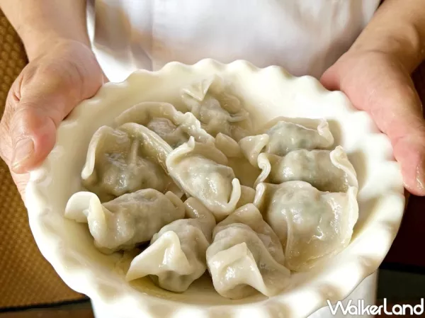 忍不住多吃一顆！南方莊園「特製水餃、特製餛飩」嚴(yán)選在地食材、產(chǎn)地直送、搭配溫體豬肉，每一口都吃的到媽媽的味道。