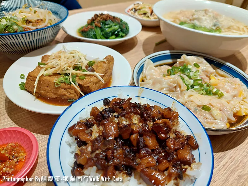 新竹美食-新竹東區(qū)也有大餛飩了!游麵館中央店新開幕!