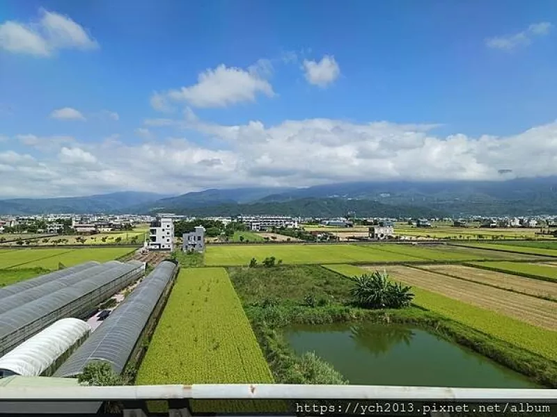 宜蘭礁溪景點／臺塑集團Herbelle龍潭湖畔悠活園區白貨櫃屋／環湖步道