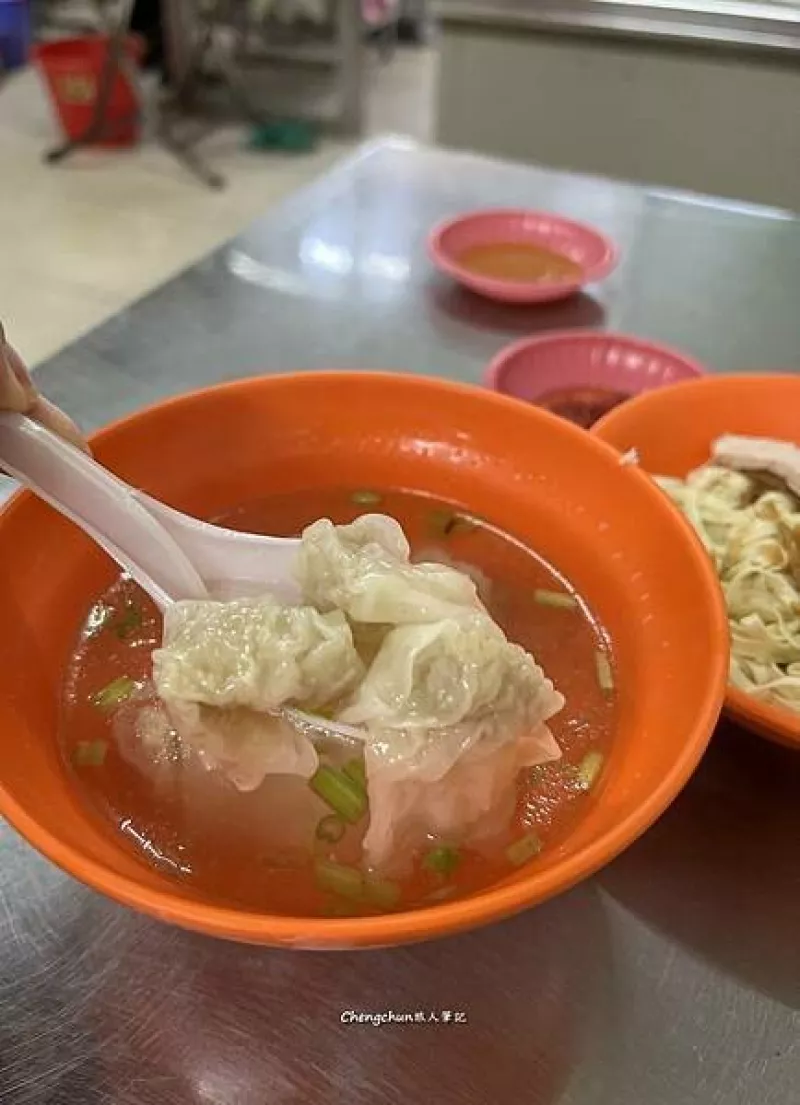 基隆傳統美食，兩利餛飩大王，必吃古早味