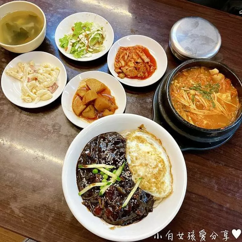 「臺北內湖區」裴老師家常飯_西湖高CP值平價韓式料理/炸醬麵神好吃