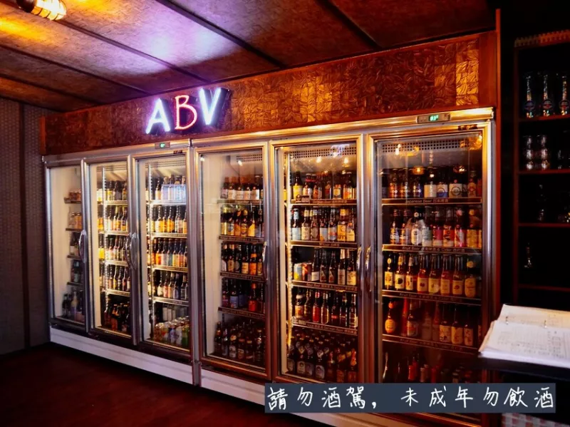 【國父紀念館美食】ABV 南洋餐酒館-世界精釀啤酒餐廳，泰式料理、越南菜、印尼菜9國東南亞料理一次品嚐，附菜單 | 凱西跳跳糖の美食旅遊