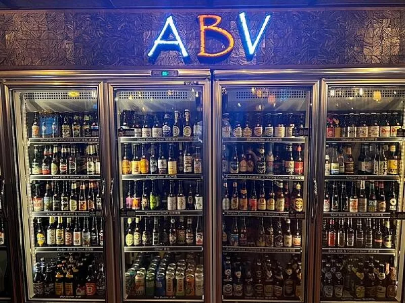 臺北大安區(qū)國父紀念館站 ABV Bar & Kitchen 南洋餐酒館 網(wǎng)羅泰國料理、越南菜、印尼菜、星馬料理等9個東南亞國家