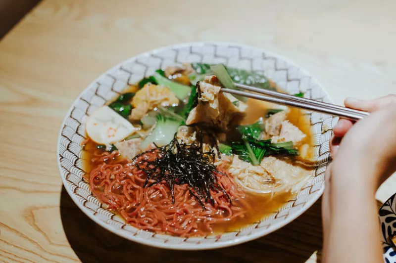 選擇豐富、非素食者也會(huì)愛的蔬食滷味｜臺(tái)東縣池上鄉(xiāng)｜舒食男孩滷味店