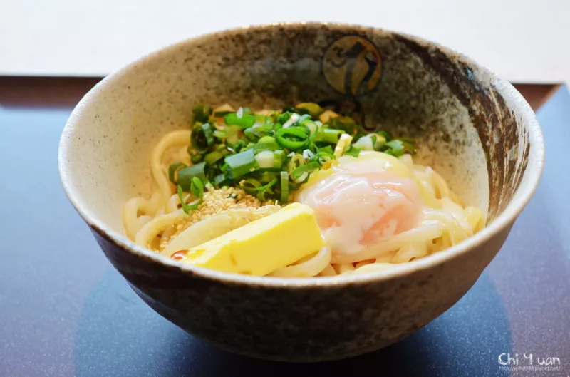 [臺北]南港中信總部。つるこし鶴越烏龍麵，來自日本東京西新宿的麥香奶甜