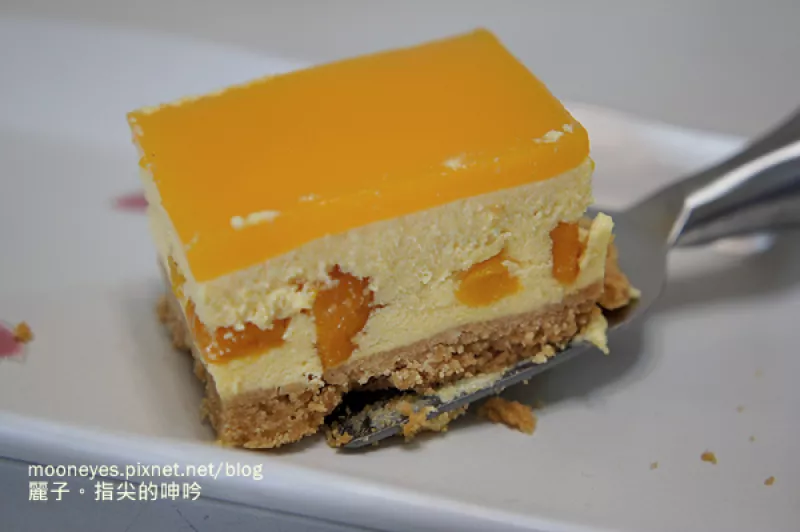 [美食] CheeseCake1-曼波五號(hào)。名牌感十足的夏日芒果與乳酪的奏鳴曲