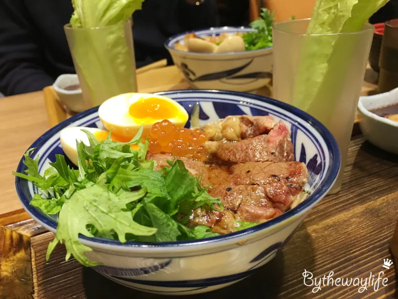 【美食】地表最強(qiáng)燒肉丼！開丼 燒肉vs丼飯