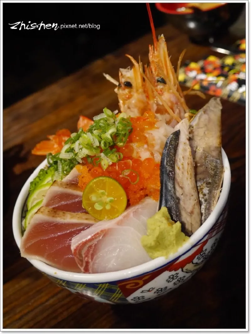 丼賞和食.隱藏特選的鹽烤鮭魚頭不錯吃