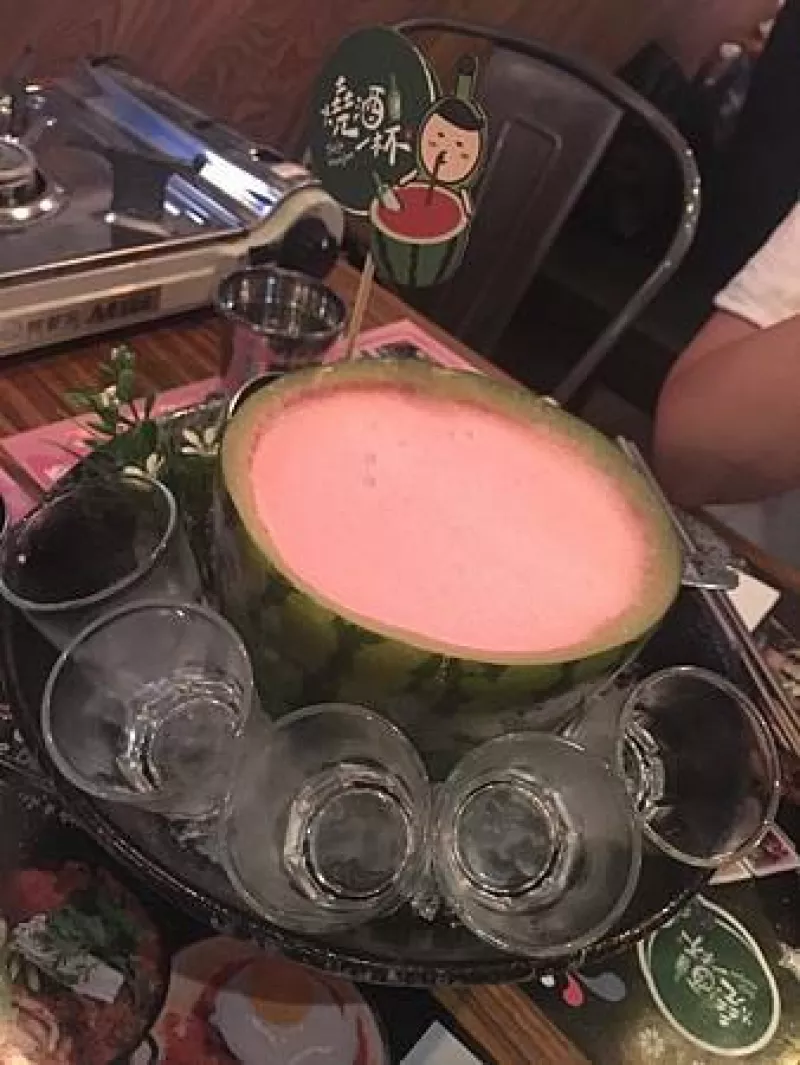 ＠燒酒一杯She_Design tapas soju bar??信義區韓式推薦?? I 創意十足 燈光絢麗的韓式酒吧 I ––???