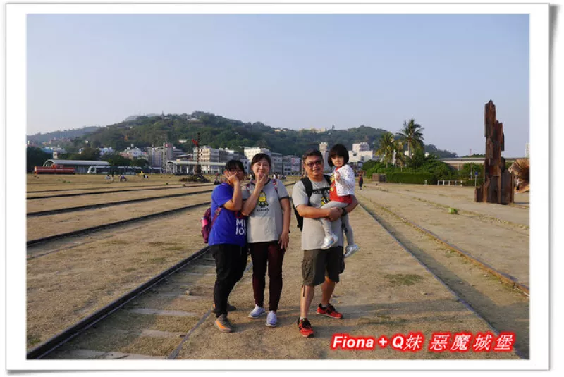 【高雄三日遊。DAY2】全國最大的網室蝴蝶園，金獅湖蝴蝶園+駁二特區騎單車晃晃+棧二庫搭旋轉木馬賞海景+夜宿藍色海岸