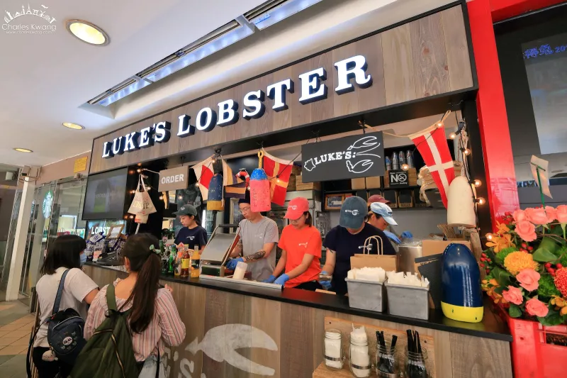 「LUKES LOBSTER 臺灣一號店」開幕搶鮮吃！風靡美國、日本的超人氣龍蝦堡，值不值得花時間排隊吃呢？@臺北東區(qū)微風廣場本館