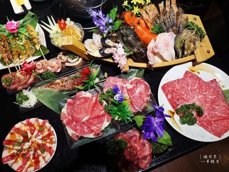 【臺中】燒肉眾精緻炭火燒(豐原店)│一人一尾野生龍蝦、鹿兒島A5和牛、天使紅蝦、沙朗牛排、海鮮吃到飽。平日還有$499吃到飽，豐原聚餐慶生首選