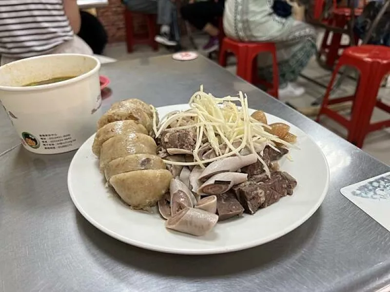 基隆美食，孝三大腸圈，道地臺灣小吃