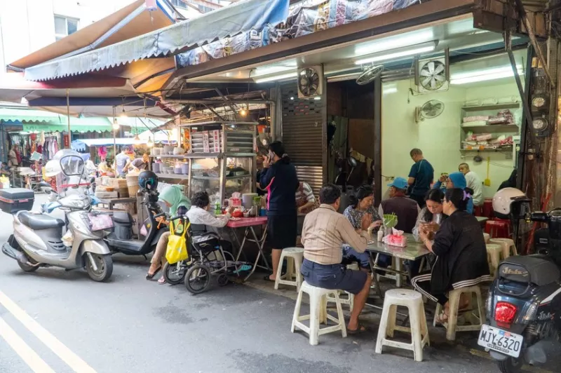 從頭到尾間間好吃！美食集散地宜蘭市南館市場