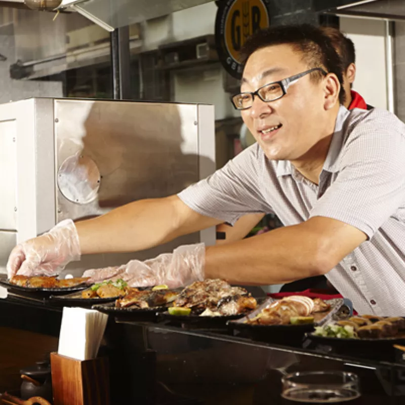 美味不私藏，紮實用料征服饕客?！簢熕饺帐酱疅慌_北市大安區東區無煙燒烤搭配GB鮮釀啤酒